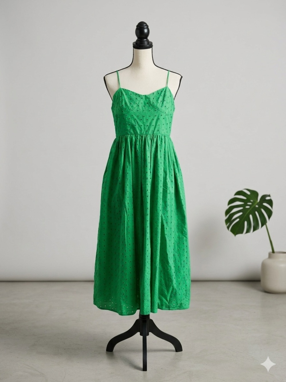A New Day Green Eyelet Lace Midi Cami Dress L